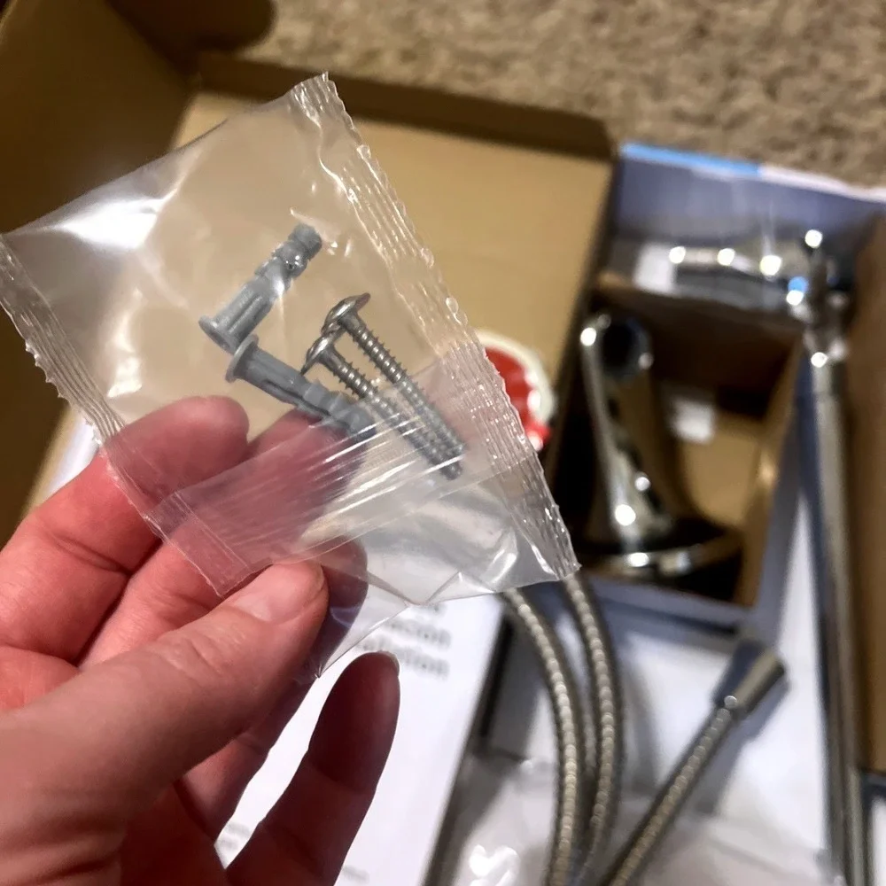 Moen 28501 Engage 6-Setting Handheld Rain Shower Slide Bar Magnetix in Chrome